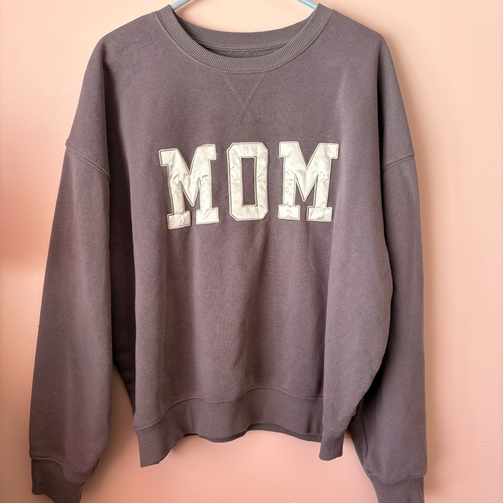 💙Grayson Threads Gray Sweatshirt